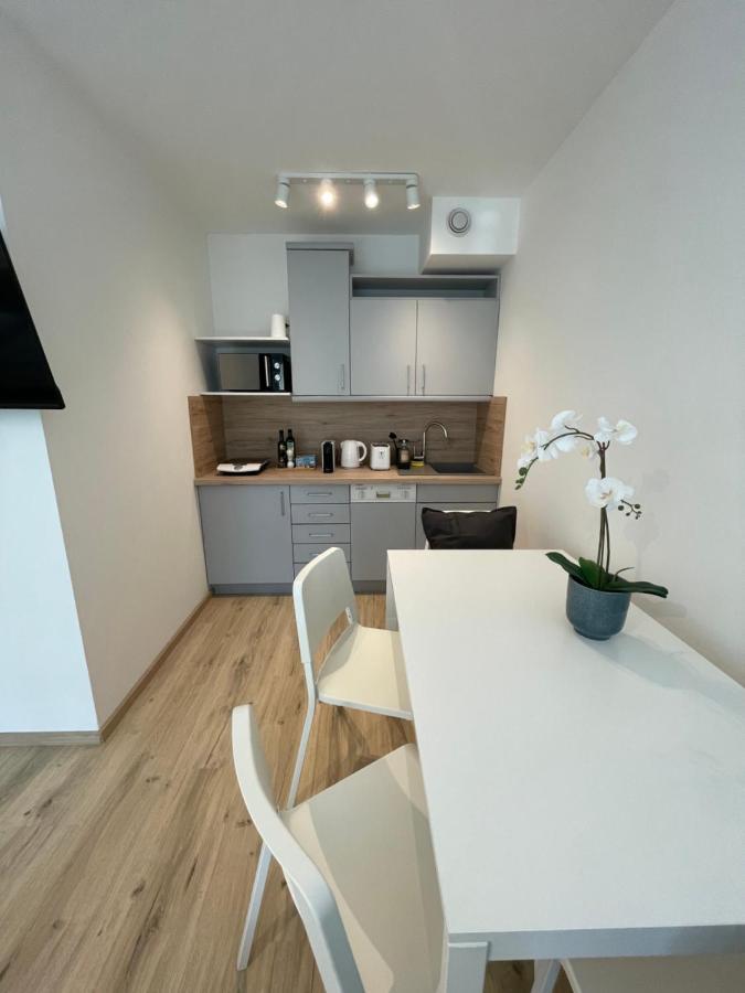 Апартаменты #Family & Friends# Ruhig, Gruen, Gleich In Der City Вена Экстерьер фото