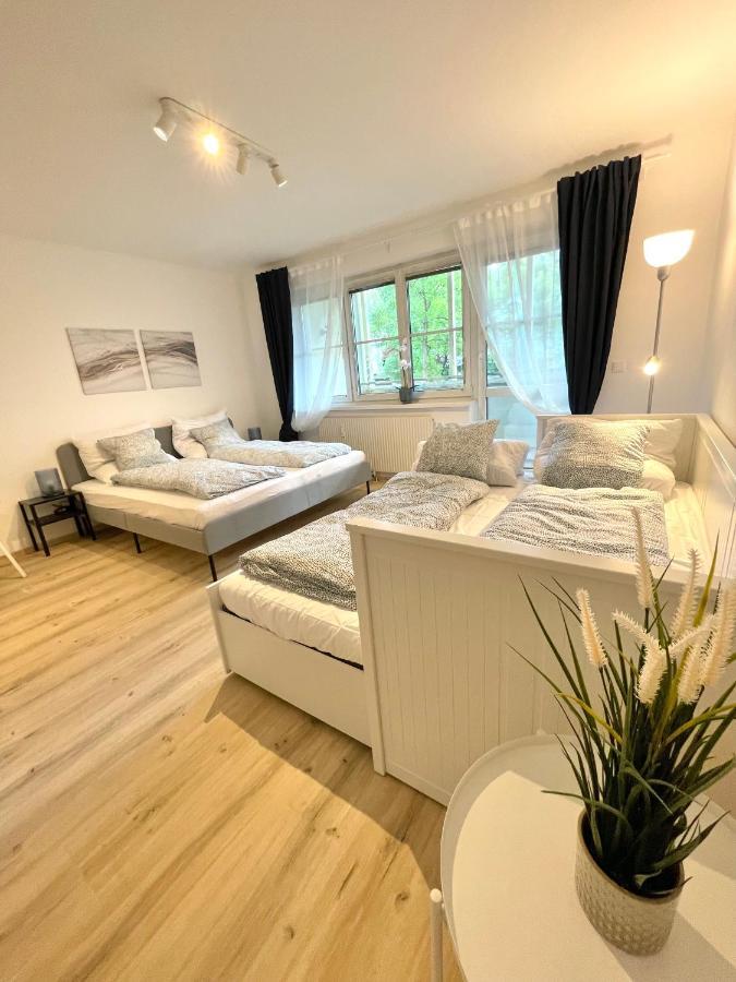 Апартаменты #Family & Friends# Ruhig, Gruen, Gleich In Der City Вена Экстерьер фото